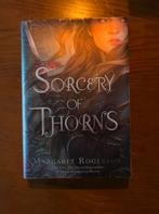 Sorcery of Thorns - Margaret Rogerson, Ophalen of Verzenden, Zo goed als nieuw