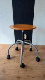 Vintage Ikea JESS kruk jaren 80/90 metaal met houten zitting, Ophalen of Verzenden, In hoogte verstelbaar, Gebruikt, Staal