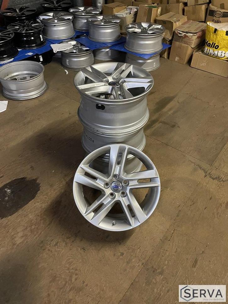 Volvo 'Sadia' velgen, Auto-onderdelen, Banden en Velgen, Velg(en), Personenwagen, Gebruikt, Ophalen