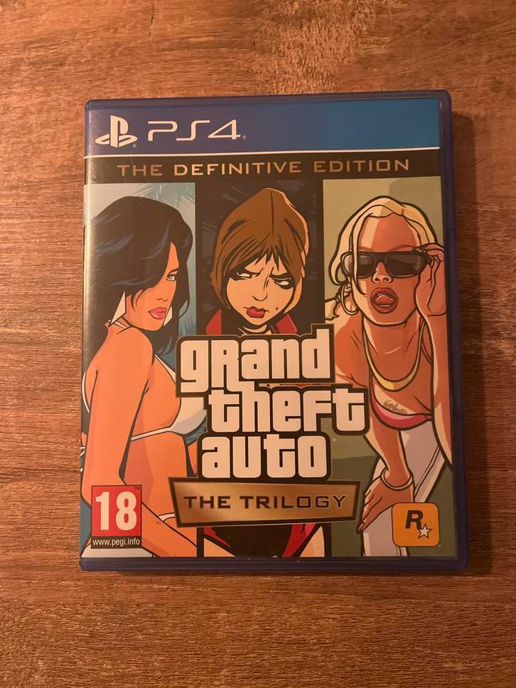 Grand Theft Auto: The Trilogy - PS4, Spelcomputers en Games, Spelcomputers | Sony PlayStation 4, Zo goed als nieuw, Original, Met 1 controller
