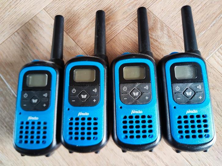 4 Alecto FR-100 walkie talkies (ook per 2 te koop), Telecommunicatie, Portofoons en Walkie-talkies, Ophalen of Verzenden