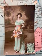 8-5-1913 Dame met hoed vol bloemen, Ophalen of Verzenden, Voor 1920, Gelopen, Overige thema's
