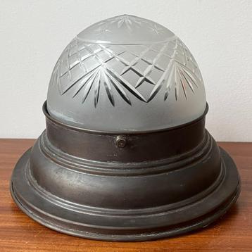 OPRUIMING Originele art deco plafonnière met messing houder beschikbaar voor biedingen