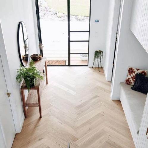 AANBIEDING! EIKEN VISGRAAT PARKET KANT EN KLAAR GEOLIED, Huis en Inrichting, Stoffering | Vloerbedekking, Nieuw, Parket, 75 m² of meer