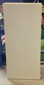 Radiator met schade aan de kappen, Doe-het-zelf en Verbouw, Verwarming en Radiatoren, Ophalen, Zo goed als nieuw
