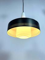 vintage hanglamp Bent Karlby voor Lyfa Denemarken, jaren 60, Huis en Inrichting, Lampen | Hanglampen, Ophalen of Verzenden, Gebruikt