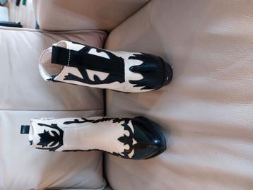 Cowboylaarzen  Cowboy  laarzen  40  beschikbaar voor biedingen