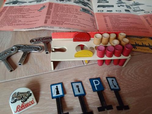 Schuco accesoires boekjes sleutels etc., Antiek en Kunst, Antiek | Speelgoed, Ophalen of Verzenden