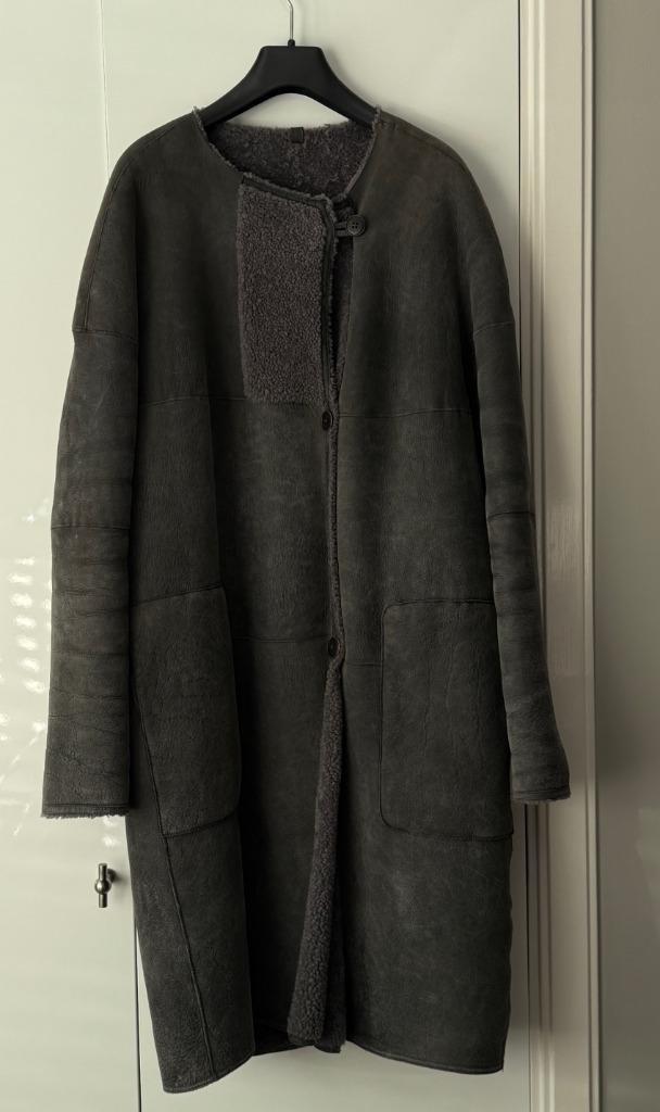 humanoid antraciet shearling lammy coat jas | s, Kleding | Dames, Broeken en Pantalons, Gedragen, Maat 36 (S), Grijs, Driekwart