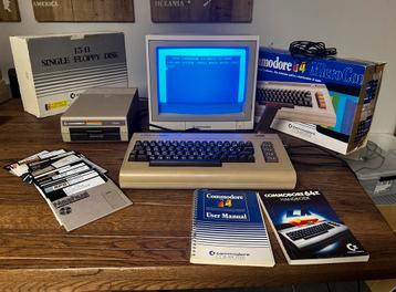 Commodore C64 met 1541 disk drive & floppy's - Werkend! beschikbaar voor biedingen