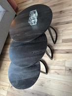 Zwart Houten Bijzettafels met Metalen Voet, Rond, 55 tot 75 cm, Zo goed als nieuw, Hout