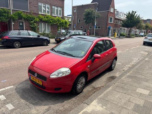 Fiat Punto 1.4 3DR 2008 Rood - betrouwbaar stadsautootje, Auto's, Fiat, Particulier, Punto, Open dak, Panoramadak, Trekhaak, Benzine