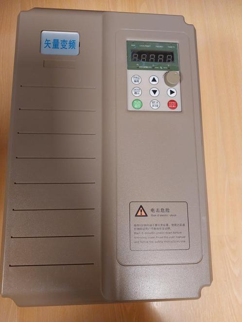 Frequentieregelaar 15 KW 3 fasen 230 V, Hobby en Vrije tijd, Elektronica-componenten, Nieuw, Ophalen of Verzenden