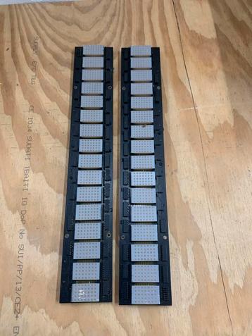 Dot Matrix Displays - 32 Stuks beschikbaar voor biedingen