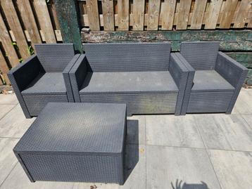 Tuinset beschikbaar voor biedingen