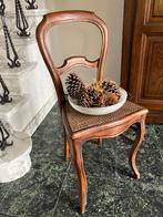 Vintage stoel, Huis en Inrichting, Stoelen, Riet of Rotan, Bruin, Zo goed als nieuw, Eén