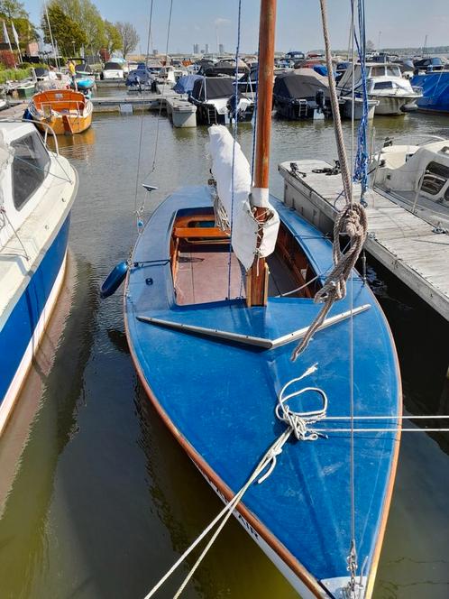 Polyester BM 16m2 Met nieuwe zeilen, Watersport en Boten, Open zeilboten, Gebruikt, 3 tot 6 meter, Polyester, Geen motor, Benzine