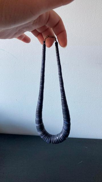 Prachtig mooie blauwe vintage ketting beschikbaar voor biedingen