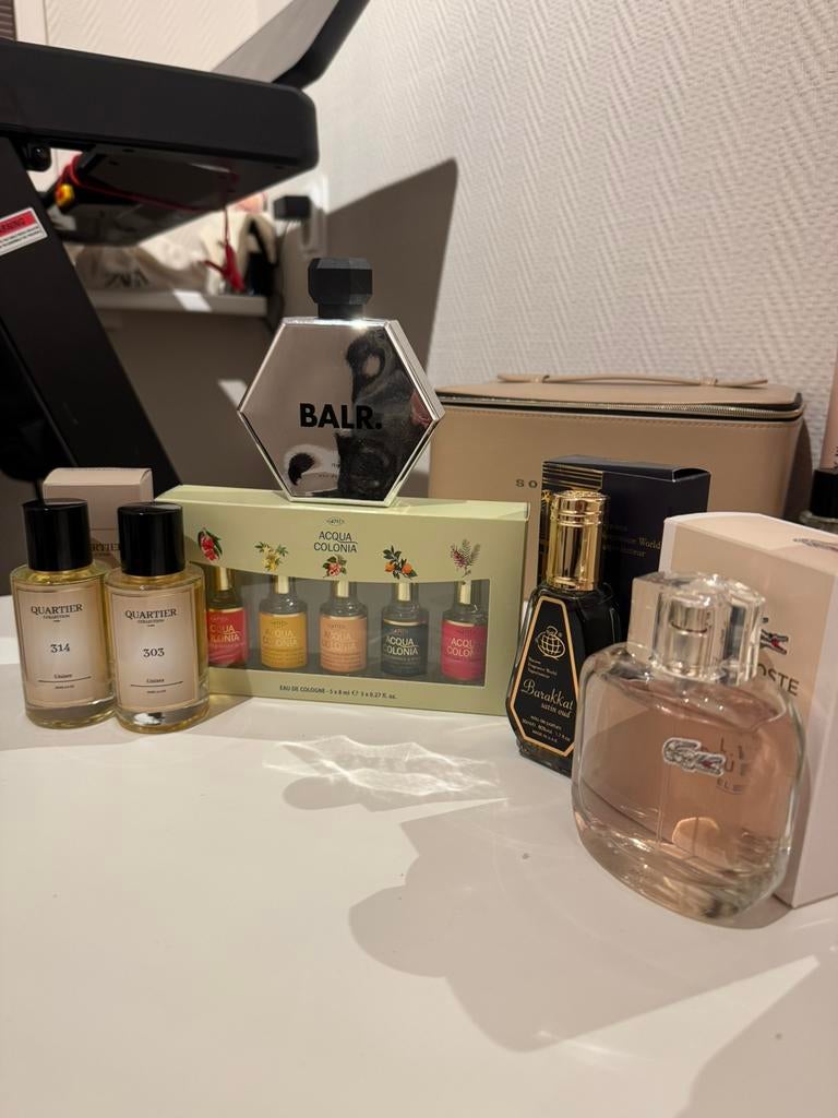 Parfum setje set pakket 10 stuks, Sieraden, Tassen en Uiterlijk, Uiterlijk | Parfum, Zo goed als nieuw, Ophalen