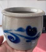 Klein Keuls potje met blauwe decoratie, Antiek en Kunst, Antiek | Keramiek en Aardewerk, Ophalen
