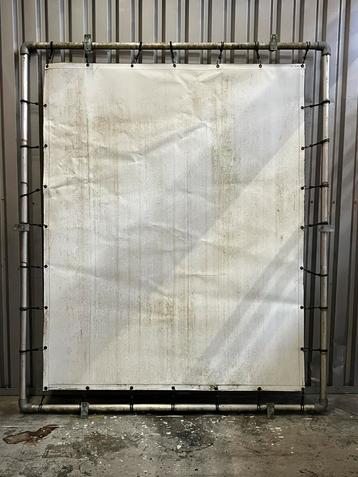 5x groot spandoek frame 215x260cm beschikbaar voor biedingen