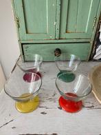 Vier vintage kleine glazen gekleurde coupes, Ophalen of Verzenden