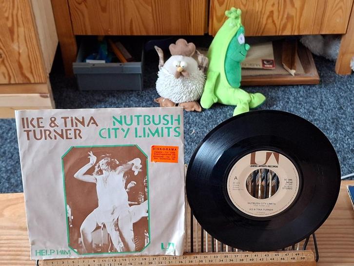 Ike&Tina Turner-Nutbush city limits(104) 2,50 euro, Cd's en Dvd's, Vinyl Singles, Zo goed als nieuw, Single, Pop, 7 inch, Ophalen of Verzenden