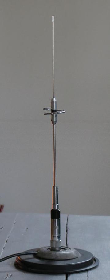 Diamond NR770S 2M/70cm met magneetvoet beschikbaar voor biedingen