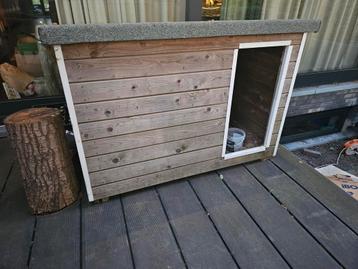HOUTEN  BUITENHOK. beschikbaar voor biedingen