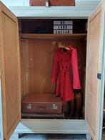 Vintage/Brocante zandkleurige kloosterkast, Landelijke kast, Ophalen of Verzenden