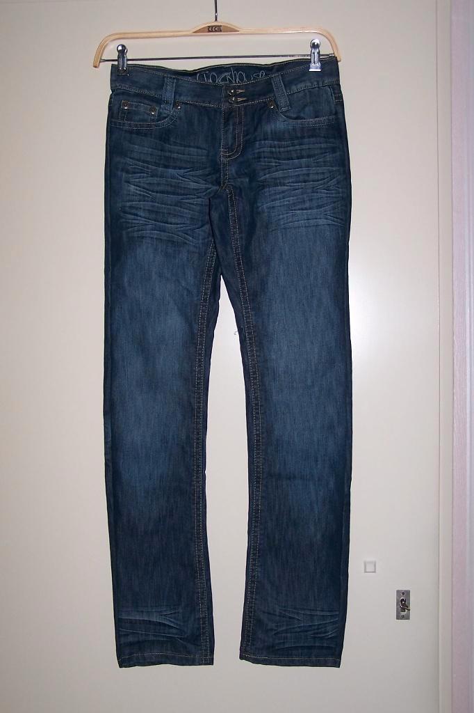 Spijkerbroek voor dames -- maat XS / 34 -- Clockhouse, Kleding | Dames, Spijkerbroeken en Jeans, Zo goed als nieuw, W27 (confectie 34) of kleiner