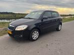 Skoda Fabia 1.4 16V 86pk Tour Clima, Cruise, Trekhaak, NAP!, Auto's, Voorwielaandrijving, 4 cilinders, Zwart, Origineel Nederlands