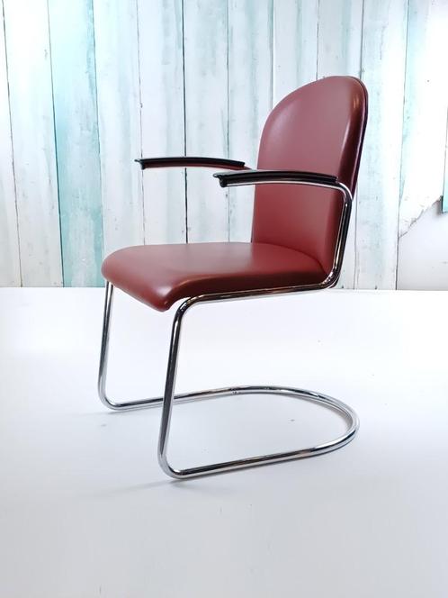 Gispen stoel 413, Huis en Inrichting, Stoelen, Gebruikt, Eén, Kunststof, Leer, Metaal, Overige materialen, Rood, Ophalen