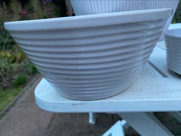 Erica/ Westraven, Vintage , 19x 9 cm Bloempot / schaal Wit beschikbaar voor biedingen