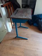 Oude schooltafel - Vintage bureau, Huis en Inrichting, Ophalen of Verzenden, Gebruikt, Bureau