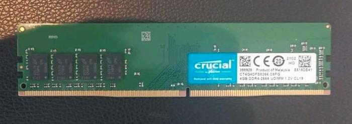 Crucial DDR4 - 4GB - 2400Mhz. 1 x 4 GB - CT4G4DFS8266, Computers en Software, RAM geheugen, Gebruikt, Desktop, 8 GB, DDR4, Ophalen of Verzenden