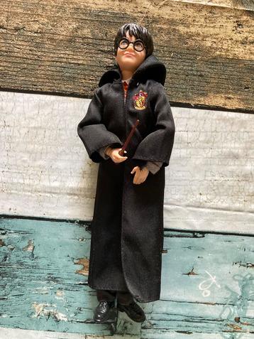 Harry Potter - pop - tovenaar met cape beschikbaar voor biedingen