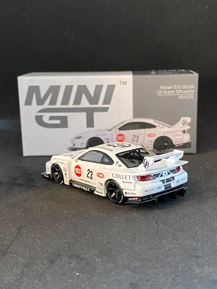 Mini gt Nissan silvia super silhouet, Hobby en Vrije tijd, Modelauto's | Overige schalen, Nieuw, Auto, Ophalen of Verzenden