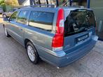 Volvo V70 2.4 Kinetic Youngtimer 40.891KM!, Auto's, Volvo, Voorwielaandrijving, Gebruikt, Zwart, Leder en Stof