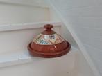 gedecoreerde tajine, Ophalen, Gebruikt