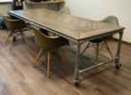 vier maal Vitra Daw in zeer nette staat kleur groen i.g.st, Huis en Inrichting, Stoelen, Gebruikt, Overige kleuren, Vier, Ophalen