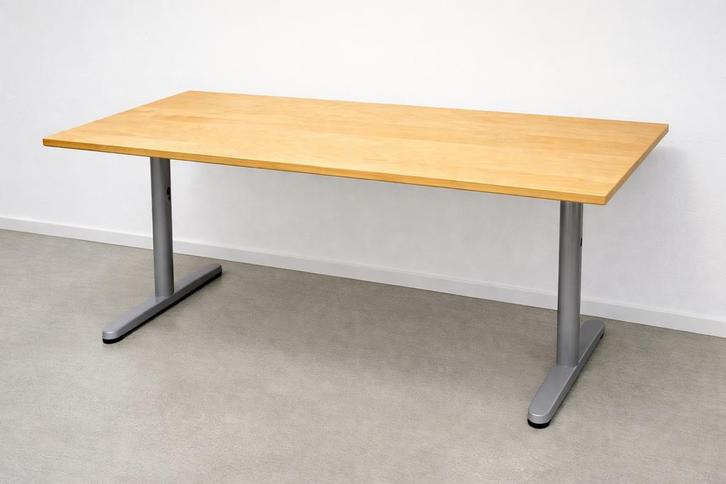 Stevig Ikea Galant bureau verstelbaar, Huis en Inrichting, Bureaus, Gebruikt, Bureau, In hoogte verstelbaar, Ophalen