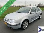 Volkswagen Bora 1.6 NL auto, 1e eigenaar,100% VW onderhouden, Auto's, Volkswagen, Gebruikt, Bora, 4 cilinders, Elektrische ramen