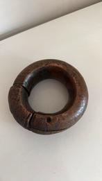 Antieke bronzen slavenarmband. Manilla., Ophalen of Verzenden
