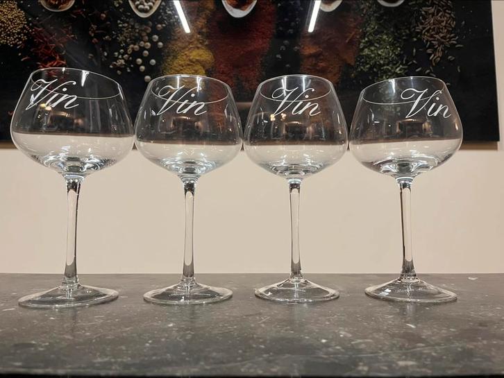 Rivièra Maison wijnglazen – set van 4 (Vin), Verzamelen, Glas en Borrelglaasjes, Zo goed als nieuw, Overige typen, Ophalen
