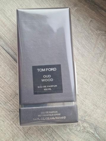 Tom Ford Oud Wood 100ml beschikbaar voor biedingen