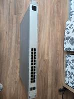 Ubiquiti USW-Pro-24 Switch - Zo goed als nieuw!, Computers en Software, Netwerk switches, Ophalen, Zo goed als nieuw