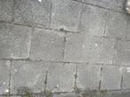 Tegels gratis, Tuin en Terras, Bielzen en Borders, Ophalen, Zo goed als nieuw, Beton, Minder dan 100 cm