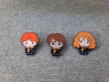 3 mooie pins van Harry Potter te koop beschikbaar voor biedingen