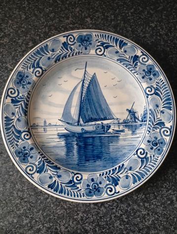 Pyramide delfts blauw handpainted nr. 117 beschikbaar voor biedingen